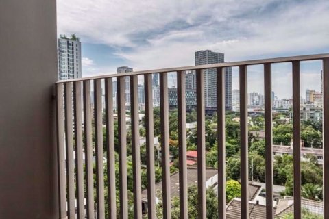 Dúplex de 1 dormitorio en Khlong Toei, Bangkok, Tailandia № 76445 - foto 18
