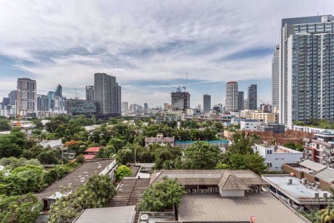 Dúplex de 1 dormitorio en Khlong Toei, Bangkok, Tailandia № 76445 - foto 19