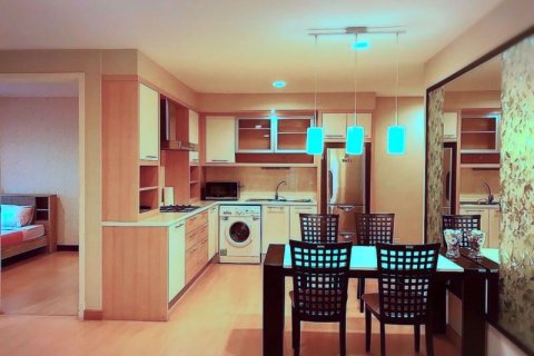 Condominio de 2 dormitorios en Sathon, Bangkok, Tailandia № 76449 - foto 2