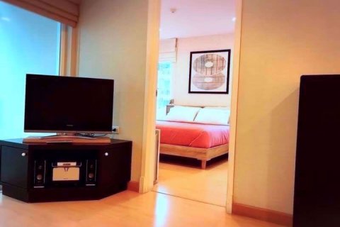 Condominio de 2 dormitorios en Sathon, Bangkok, Tailandia № 76449 - foto 6