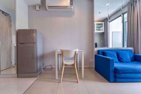 Eigentumswohnung in Huai Khwang, Bangkok, Thailand, 1 Schlafzimmer  № 76446 - Foto 2