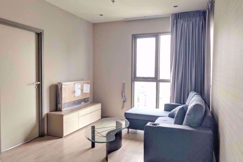 Condominio de 2 dormitorios en Thonburi, Bangkok, Tailandia № 76448 - foto 2