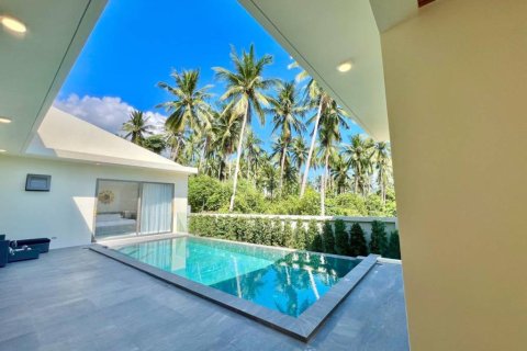 Chalet de 3 dormitorios en Surat Thani, Tailandia № 126744 - foto 2