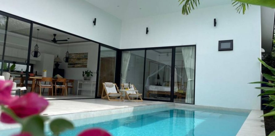 Chalet de 3 dormitorios en Surat Thani, Tailandia № 126743
