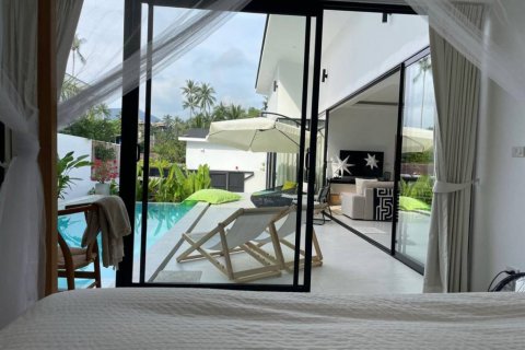 Chalet de 3 dormitorios en Surat Thani, Tailandia № 126743 - foto 10