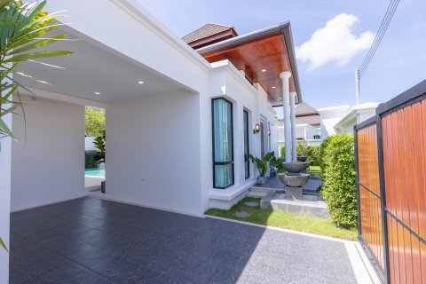Villa in Phuket, Thailand 2 bedrooms № 81794 - photo 4