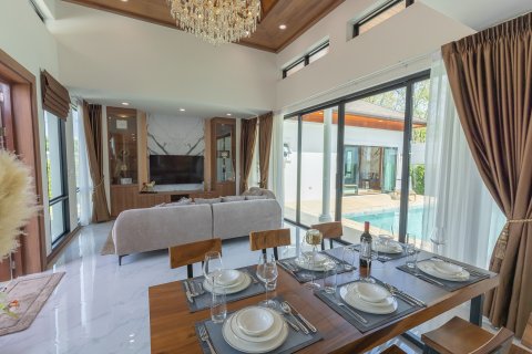 Villa in Phuket, Thailand 2 bedrooms № 81794 - photo 7