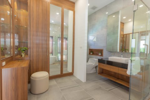 Villa in Phuket, Thailand 2 bedrooms № 81794 - photo 14