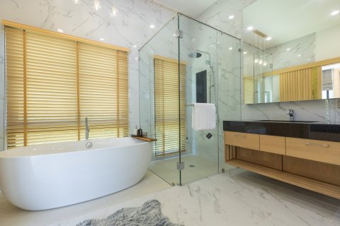 Villa in Phuket, Thailand 2 bedrooms № 81794 - photo 18