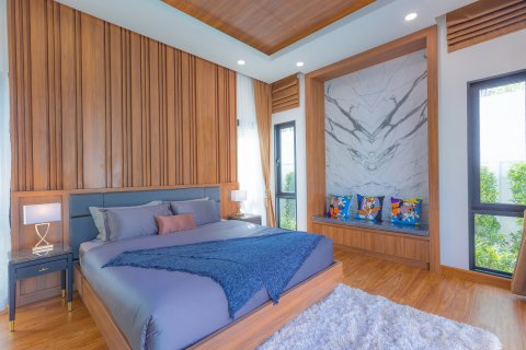 Villa in Phuket, Thailand 2 bedrooms № 81794 - photo 9