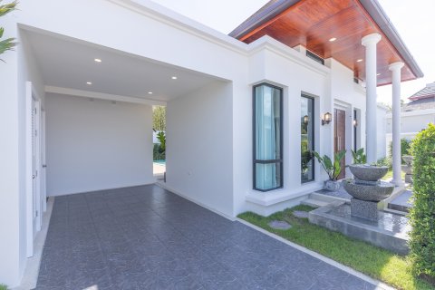 Villa in Phuket, Thailand 2 bedrooms № 81794 - photo 5