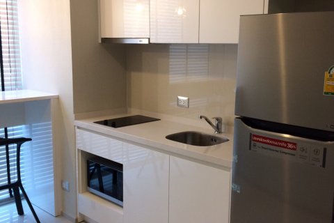 Condominio de 1 dormitorio en Bangkok, Tailandia № 143983 - foto 3