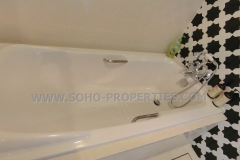 Condominio de 1 dormitorio en Bangkok, Tailandia № 143987 - foto 12