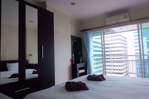 Condo in Watthana, Bangkok, Thailand, 1 bedroom № 76698 - photo 10
