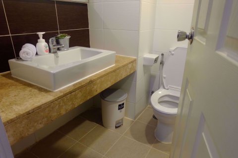 Studio in the Condo in Watthana, Bangkok, Thailand  № 76697 - Foto 10