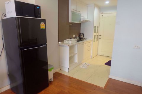 Studio in the Condo in Watthana, Bangkok, Thailand  № 76697 - Foto 3