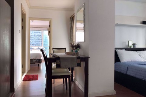 Condominio de 1 dormitorio en Watthana, Bangkok, Tailandia № 76694 - foto 2