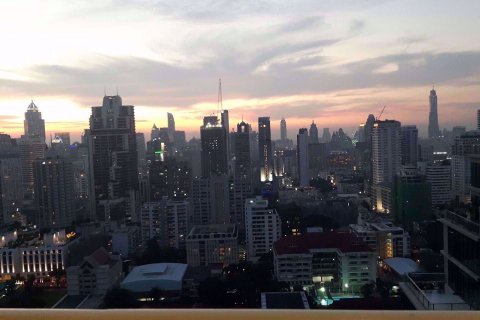Estudio en el condominio en Watthana, Bangkok, Tailandia № 76696 - foto 14