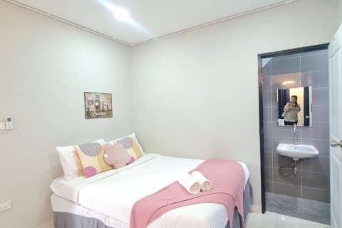 Casa de 8 dormitorios en Pattaya, Tailandia № 101261 - foto 12