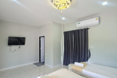Casa de 8 dormitorios en Pattaya, Tailandia № 101261 - foto 8