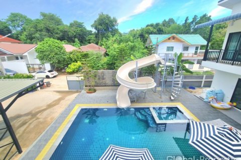 Casa de 8 dormitorios en Pattaya, Tailandia № 101261 - foto 24