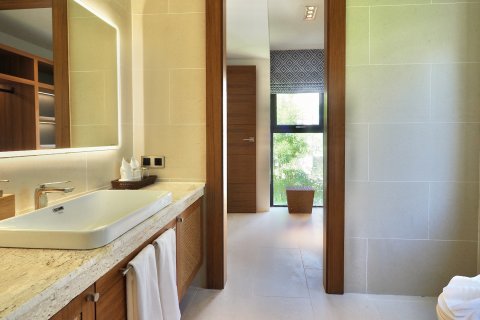 Casa de 4 dormitorios en Ko Samui, Tailandia № 101634 - foto 18