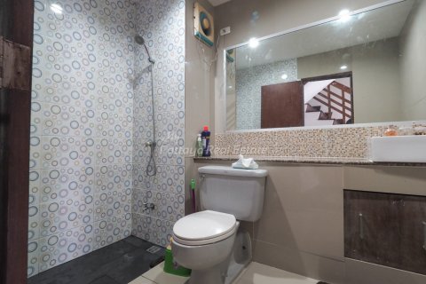 Condominio de 2 dormitorios en Chonburi, Tailandia № 101637 - foto 7