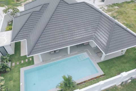 Chalet de 3 dormitorios en Hua Hin, Tailandia № 132684 - foto 10