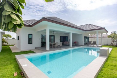 วิลล่าในอำเภอหัวหิน, ประเทศไทย 3 ห้องนอน № 132684