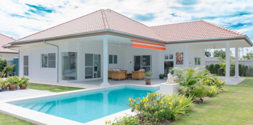 Chalet de 3 dormitorios en Hua Hin, Tailandia № 132687