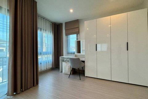 Haus in Phuket, Thailand 4 Schlafzimmer № 115819 - Foto 9