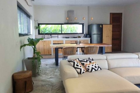 Chalet de 3 dormitorios en Surat Thani, Tailandia № 115825 - foto 4