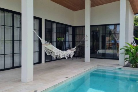 Chalet de 3 dormitorios en Surat Thani, Tailandia № 115825