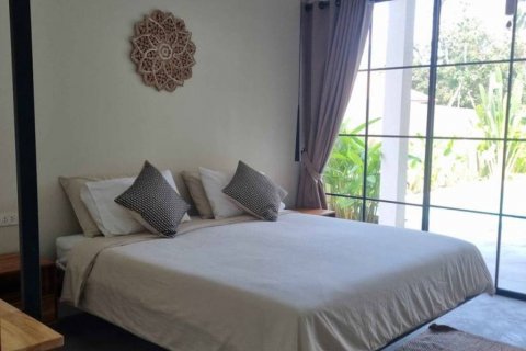 Chalet de 3 dormitorios en Surat Thani, Tailandia № 115825 - foto 9