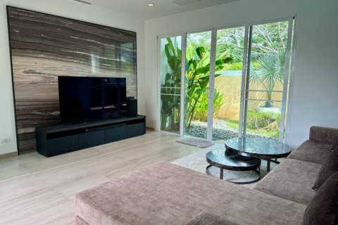 Chalet de 4 dormitorios en Phuket, Tailandia № 124544 - foto 7