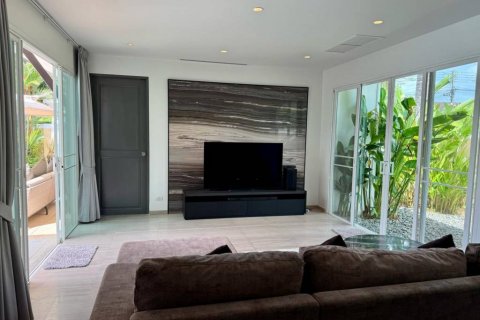 Chalet de 4 dormitorios en Phuket, Tailandia № 124544 - foto 9