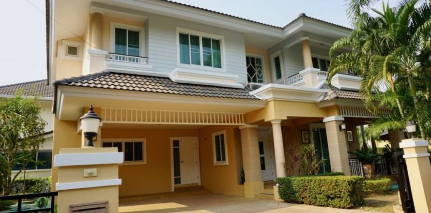 Maison à Chiang Mai, Thaïlande 3 chambres № 85427