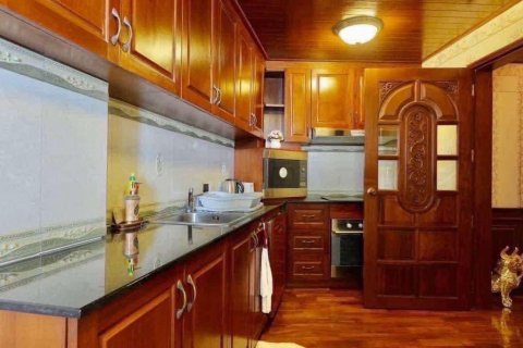 Condominio de 2 dormitorios en Pattaya, Tailandia № 119273 - foto 14
