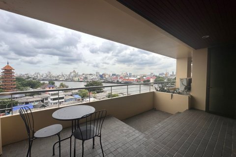 Condo in Bangkok, Thailand, 2 bedrooms  № 104925