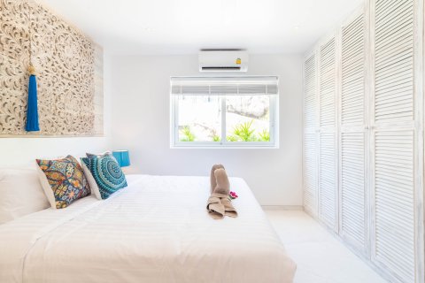 Casa de 4 dormitorios en Ko Samui, Tailandia № 101851 - foto 13