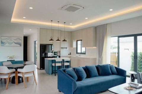 Chalet de 3 dormitorios en Hua Hin, Tailandia № 125860 - foto 6
