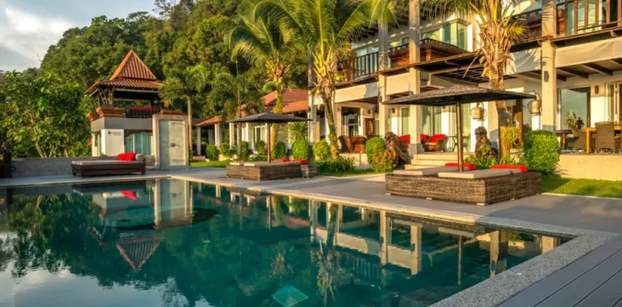 Chalet de 7 dormitorios en Phuket, Tailandia № 107702