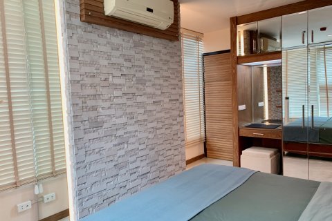 Condominio de 2 dormitorios en Bangkok, Tailandia № 143146 - foto 12