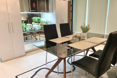 Condominio de 2 dormitorios en Bangkok, Tailandia № 143146 - foto 14