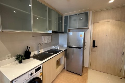 Condominio de 2 dormitorios en Bangkok, Tailandia № 143148 - foto 9