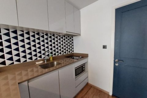 Condominio de 1 dormitorio en Sathon, Bangkok, Tailandia № 143147 - foto 11