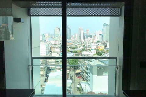 Condominio de 1 dormitorio en Bang Rak, Bangkok, Tailandia № 76676 - foto 13