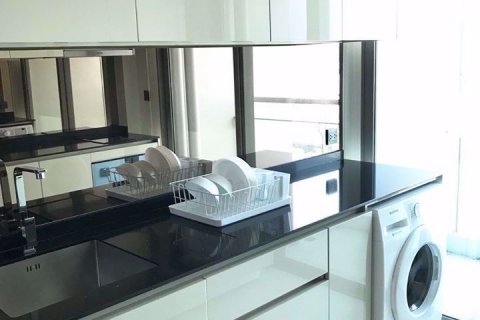 Condominio de 1 dormitorio en Bang Rak, Bangkok, Tailandia № 76676 - foto 11