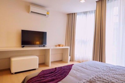 Condominio de 3 dormitorios en Watthana, Bangkok, Tailandia № 76679 - foto 17