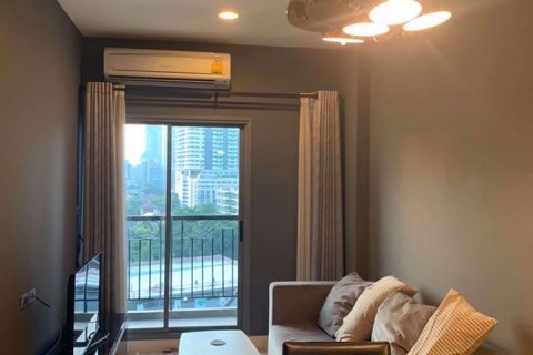 Condominio de 1 dormitorio en Khlong Toei, Bangkok, Tailandia № 76674 - foto 2